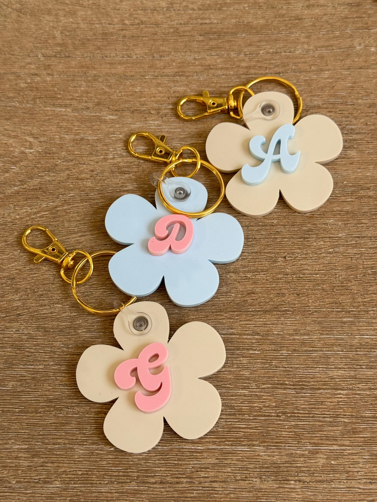 Initial Daisy Keychain